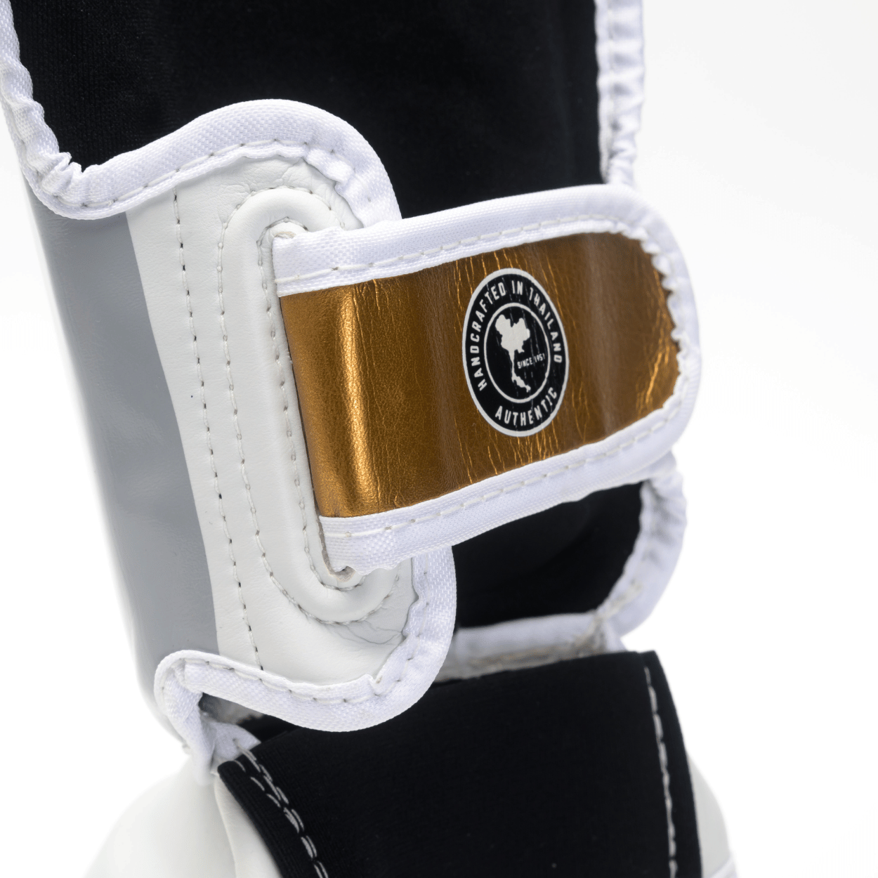 Windy x Joya - Proline Shin Guard - White/Gold